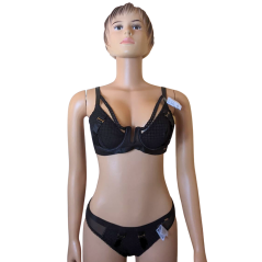 Lingerie femme love couleur noir taille standard 40/M