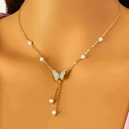Collier avec pendentif papillon doré Lily