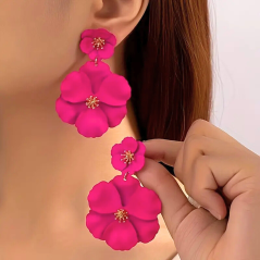 Boucles d'oreilles pendantes à fleurs rose