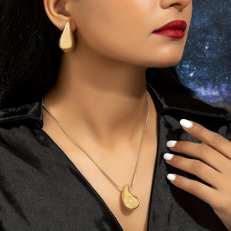 Paire de Boucles & 1 Collier Design Goutte d'Eau