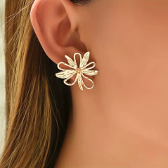 Boucles d'oreilles floral doré en Zinc 