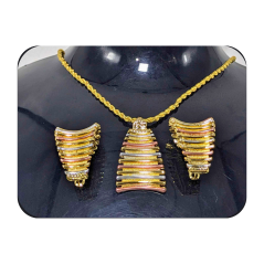 Ensemble plaqué or Daba Thiam 5